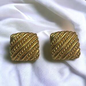 Vintage 80s Gold Statement Earrings